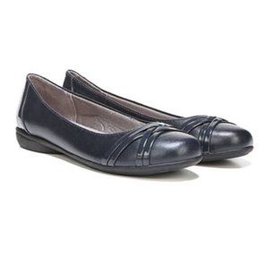 LifeStride Aliza Black Patent Trim Ballet Flats